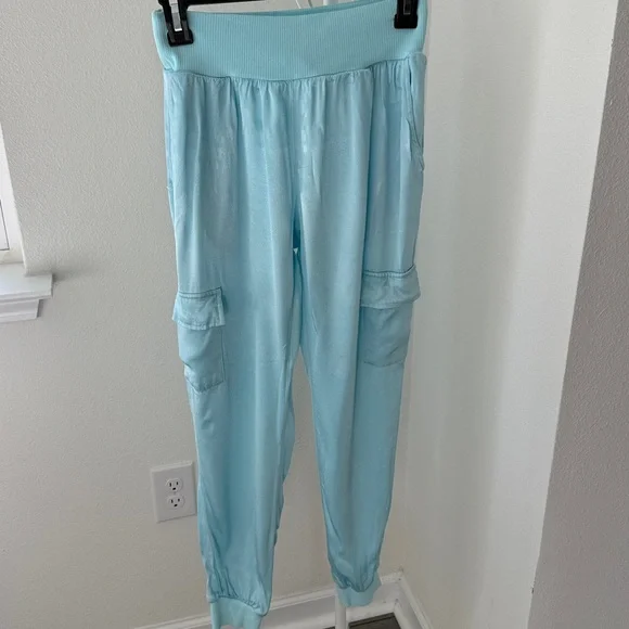 Fate Aqua Ribbed Fabric - Picture 3 of 6